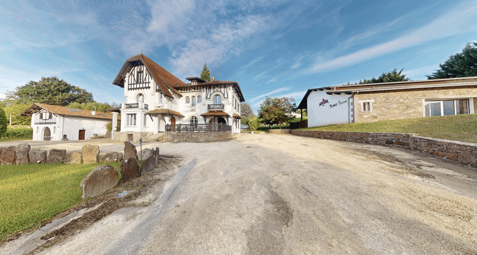 Extérieur Vue Panoramique 1 • Villa Harriet ©