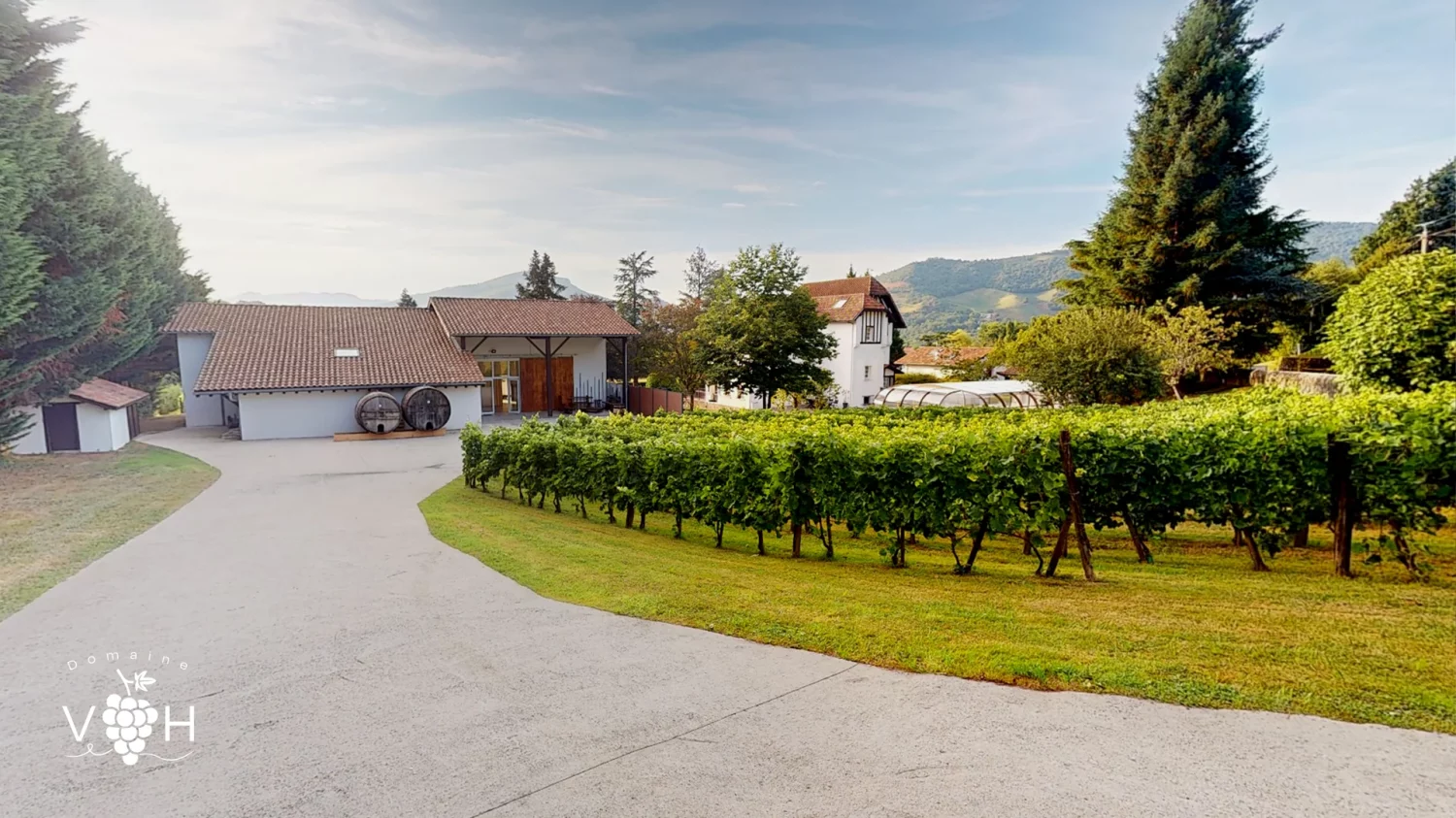 Tarifs de Location | Week-end ou Journée (Semaine) • Domaine Villa Harriet ©